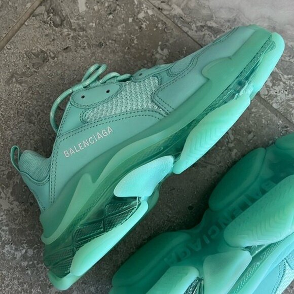 NWT Balenciaga Triple S Clear Sole Chunky Sneakers in Mint, Size 41 New in Box - Picture 4 of 13